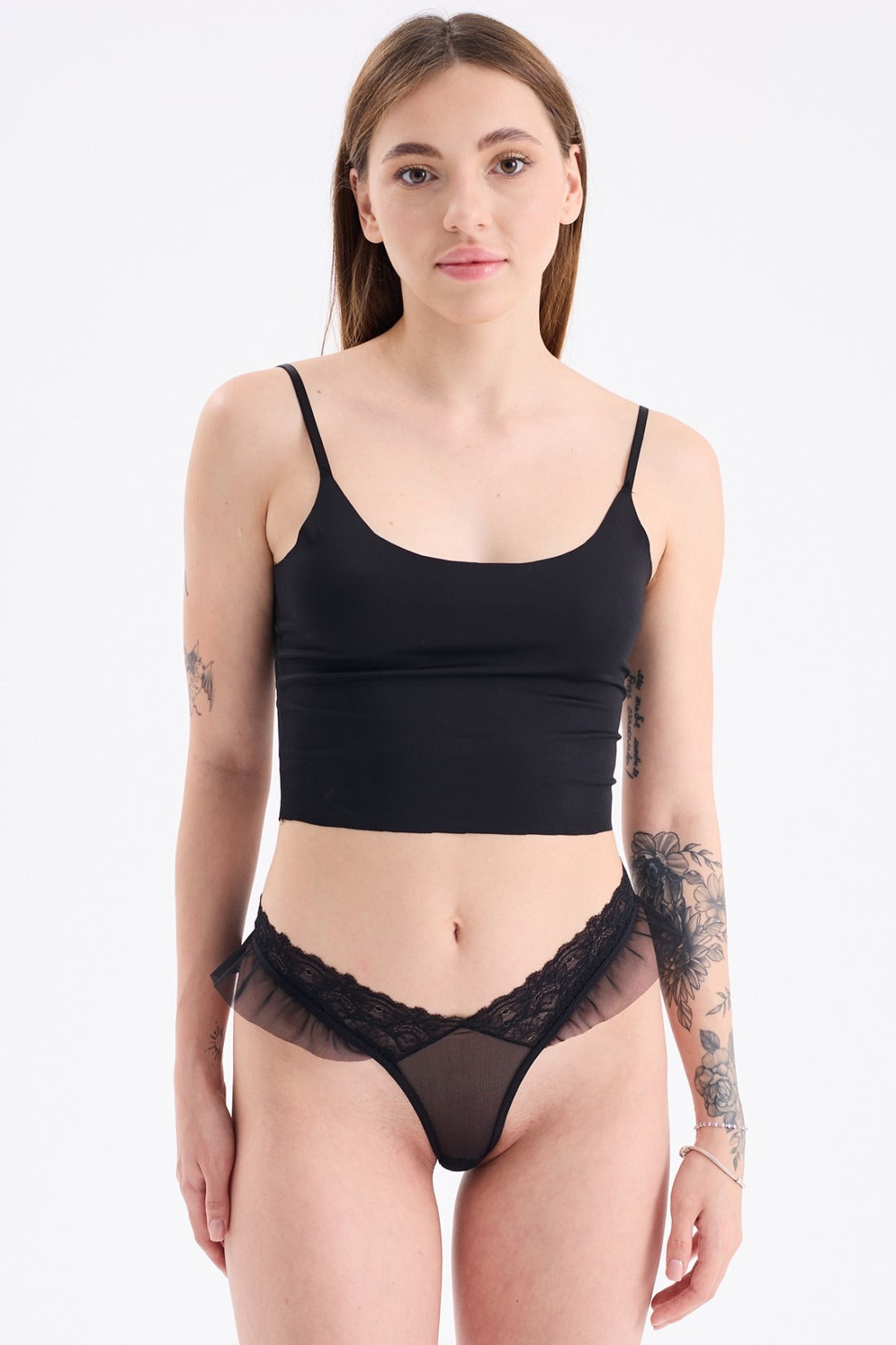 Yanları Fırfır Detay Bikini